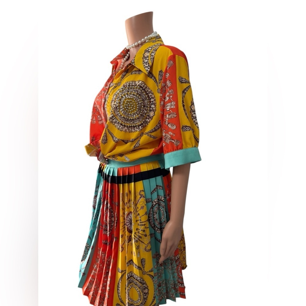 Lorensa Mixed Pleaded Panel Midi Skirt Set - Picture 4 of 12